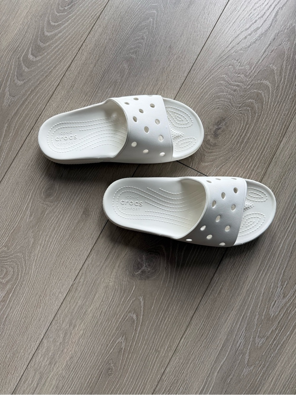 CROCS White Slip-On Slide Sandals